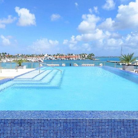 Stylish Luxury Condo, Central Location, Ocean View, Pool, Gym Oranjestad Zewnętrze zdjęcie