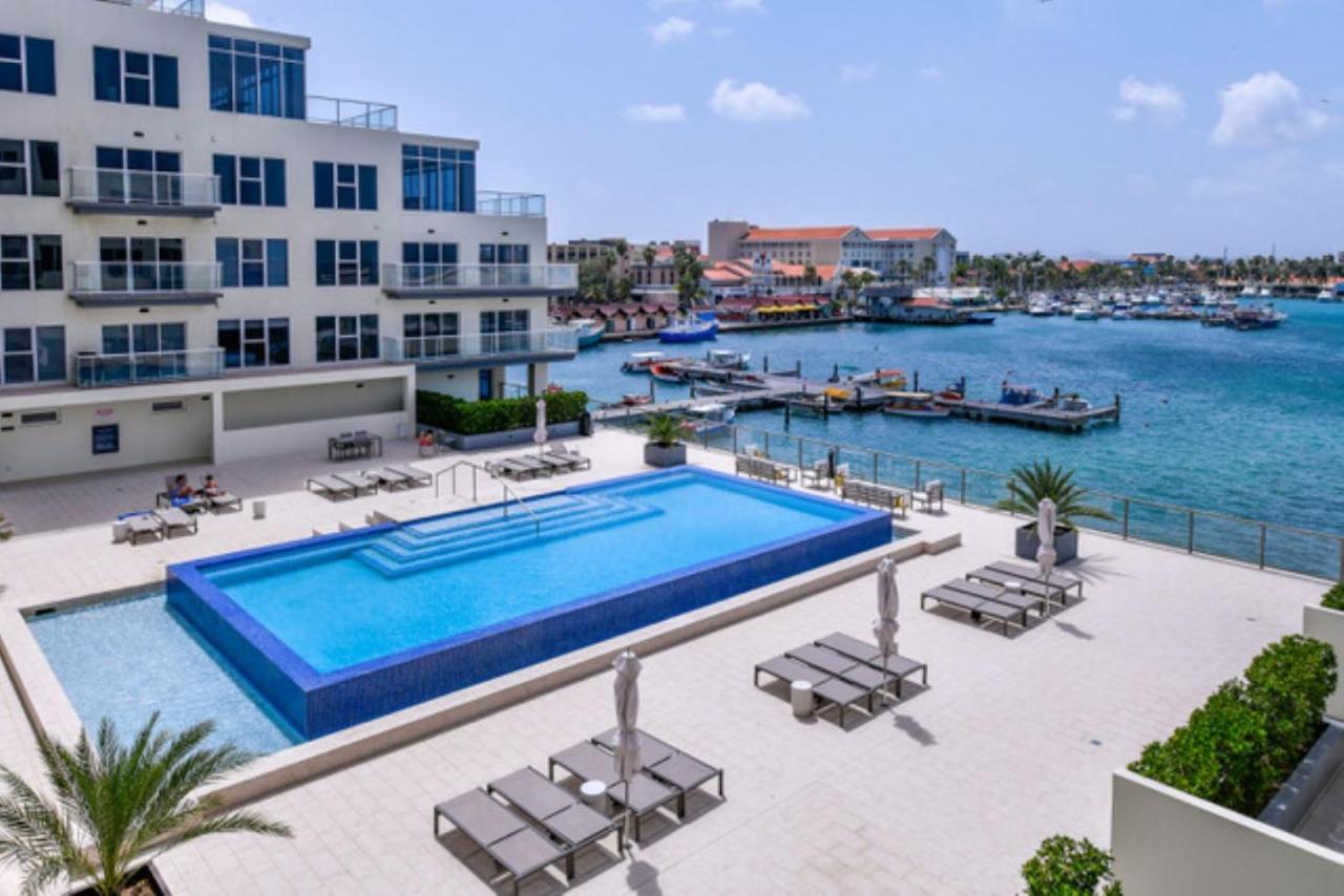 Stylish Luxury Condo, Central Location, Ocean View, Pool, Gym Oranjestad Zewnętrze zdjęcie