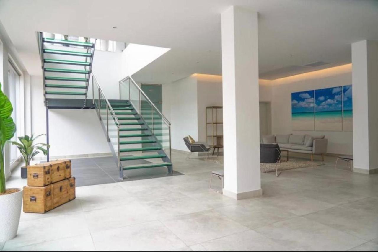 Stylish Luxury Condo, Central Location, Ocean View, Pool, Gym Oranjestad Zewnętrze zdjęcie